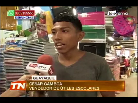 Se intensifica comercio de uniformes y útiles escolares