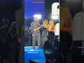 Nicole hand to avoid touching him