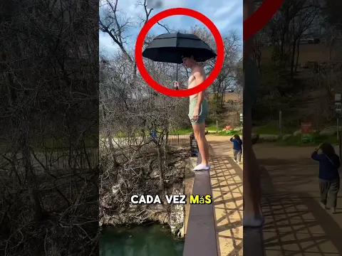 ¿Qué tan grande debe ser un paraguas para salvarte? ☂️😱