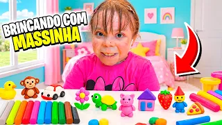 CRIANDO BICHINHOS! Brincadeira divertida de massinha com a Eloah ✨
