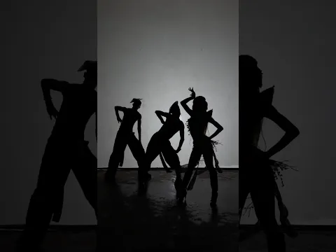 🕺🕺💃 #LISA #SaWaDiKa #LISA_SaWaDiKa