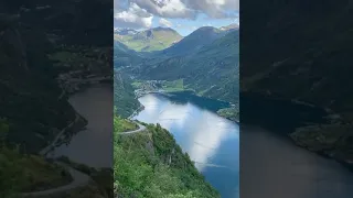 هو في قلبي الرجل الأعظم صلى الله عليه وسلم صوت الشيخ أحمد النفيس 