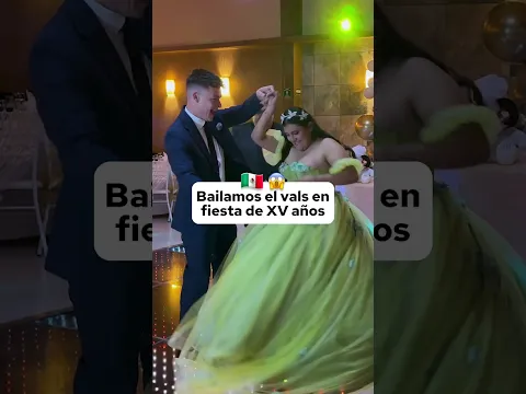 Me invitan a bailar el vals en unos xv años!!😱 #shorts