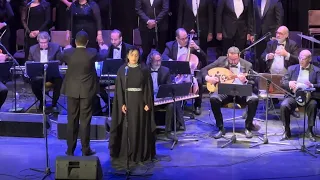فنانه مصرية مسيحة تشدو بمدح الرسول محمد يارسول الله في جمال و روعة كده دندنها