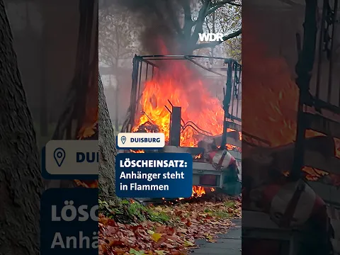 Löscheinsatz: Anhänger steht in Flammen  | WDR #shorts
