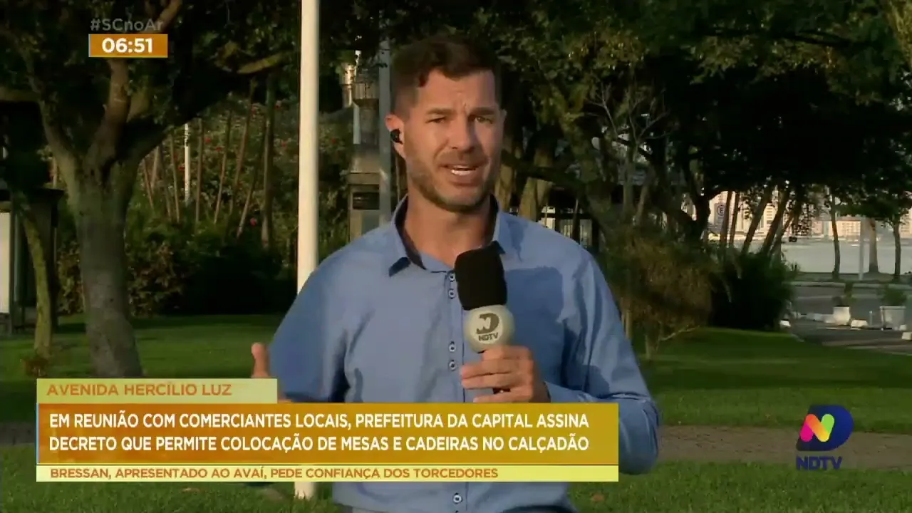Prefeitura de Florianópolis assina decreto para por mesas e cadeiras no calçadão da Hercílio Luz
