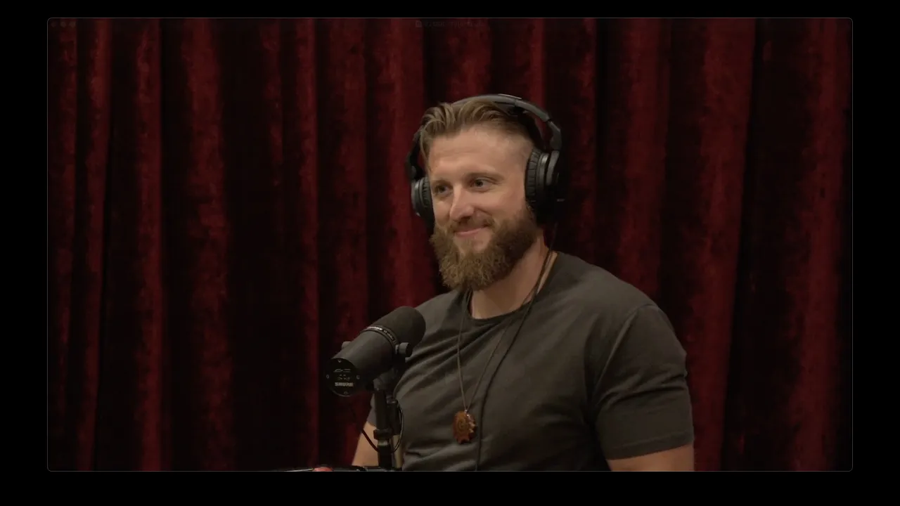 Joe Rogan Experience #2558 - Tyler Engle