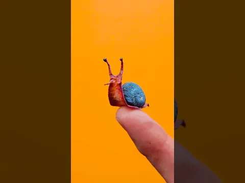 The smallest puppet EVER made 😳