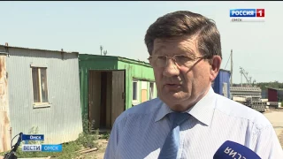 Ход строительства социально-значимых объектов сегодня проконтролировал мэр Омска