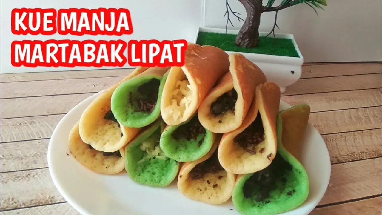 Kue Cubit Source: Tintin Rayner Bahan: 150 gram terigu 75 gram gula pasir 2 butir telur ayam 100 ml . 