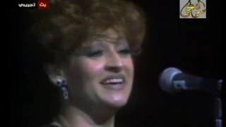 وأنا جنبك بنسى ان الدنيا فيها ناس قاسين وردة 