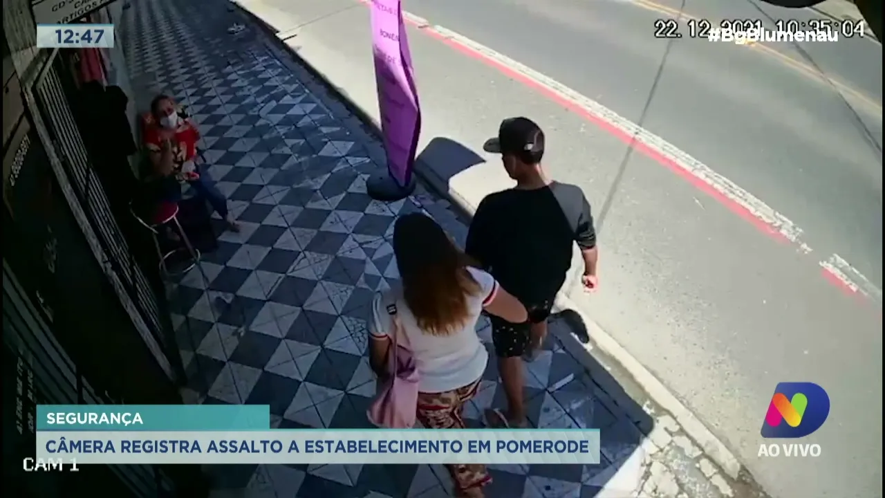 Câmera registra assalto a estabelecimento em Pomerode