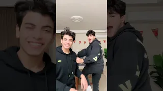 أنا الحكومه 