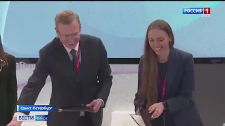 Александр Бурков встретился с руководителем «Росмолодёжи» Ксенией Разуваевой