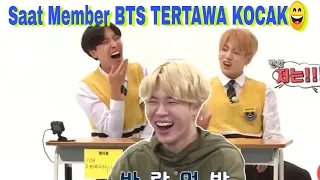 saat member bts tertawa lepas sampai terjatuh 