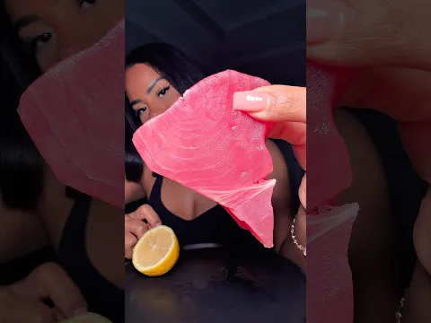 Raw tuna steak! 🥩