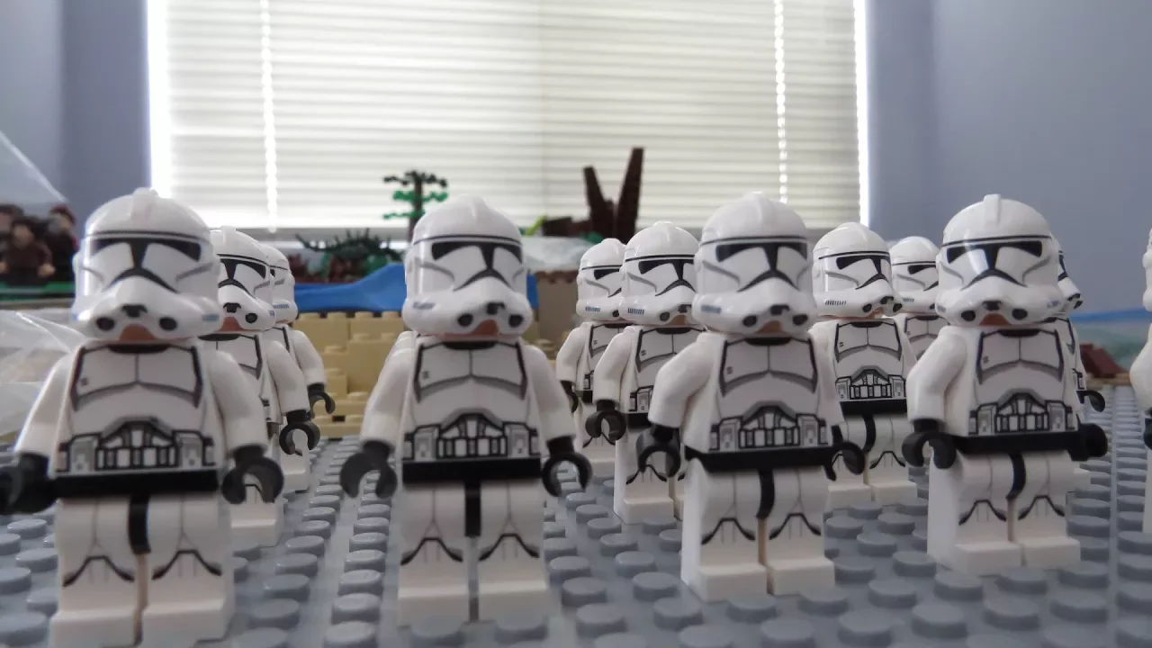 We examine why the Republic began using Phase II Clone Armor, and why it was better than the Phase I. 
