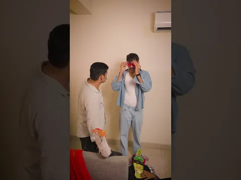 पड़ोसी vs Smart Mop 😎 | 10 Min मैं पूरा Room Clean! #shorts