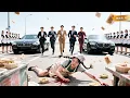 Download Lagu 【首發新劇】落魄小千金被趕出家門擺攤賣盒飯遭欺，第二天上萬名保鏢強勢復仇接駕，她竟是五位大佬總裁的掌心寵?! #短劇#萌寶#團寵