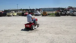 LAWN TRACTOR RIDING TRACTOR ELECTRIC START For Sale