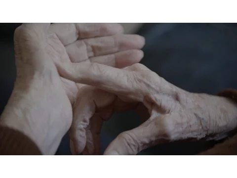 IDFA 2015 | Trailer | Time Suspended