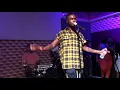 Avery Wilson singing “Weak” by SWV