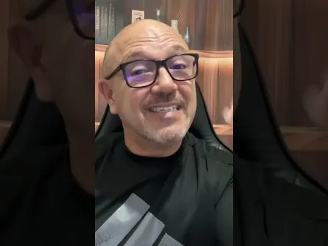 VOCÊ NÃO VAI SE CURAR TENTANDO MAIS FORTE