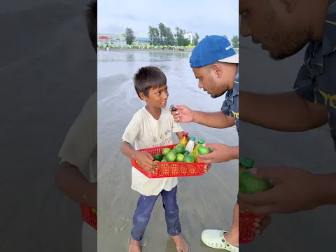 ফ্রি আনারকলি, শেষে ছোট্ট ছেলেটার মুখে হাসি।