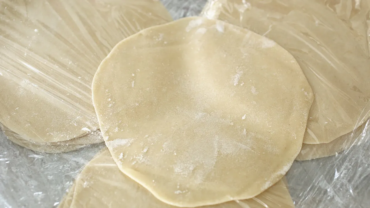 Dumpling Wrappers (Mandu-pi: )