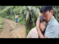 Download Lagu De vrouw ontsnapte aan de slechteriken en werd herenigd met haar man en kinderen.
