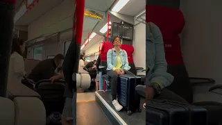 بهترین راه برای رفتن از فرودگاه وین به مرکز شهر وین سفر راهنمای وین وبلاگ نویس وین 