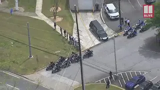 Smyrna officer s body escorted to funeral home