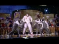 Lagu Shaq dances with Jabbawockeez at All Star