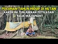 Download Lagu Ngeri.! Mbah Man Hidup Di Hutan Selama Puluhan Tahun Tunjukkan Tempat Bertapa Raja Majapahit