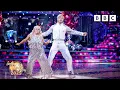 Download Lagu Ellie Goldstein \u0026 Vito Coppola Samba to Dance The Night from Barbie ✨ BBC Strictly 2025