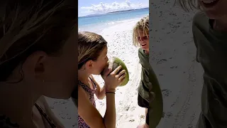 Freedom. #sailingfamily #boatlife #freedom