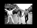 Download Lagu Bee Gees - Jive talkin' (Unreleased Extended Version)