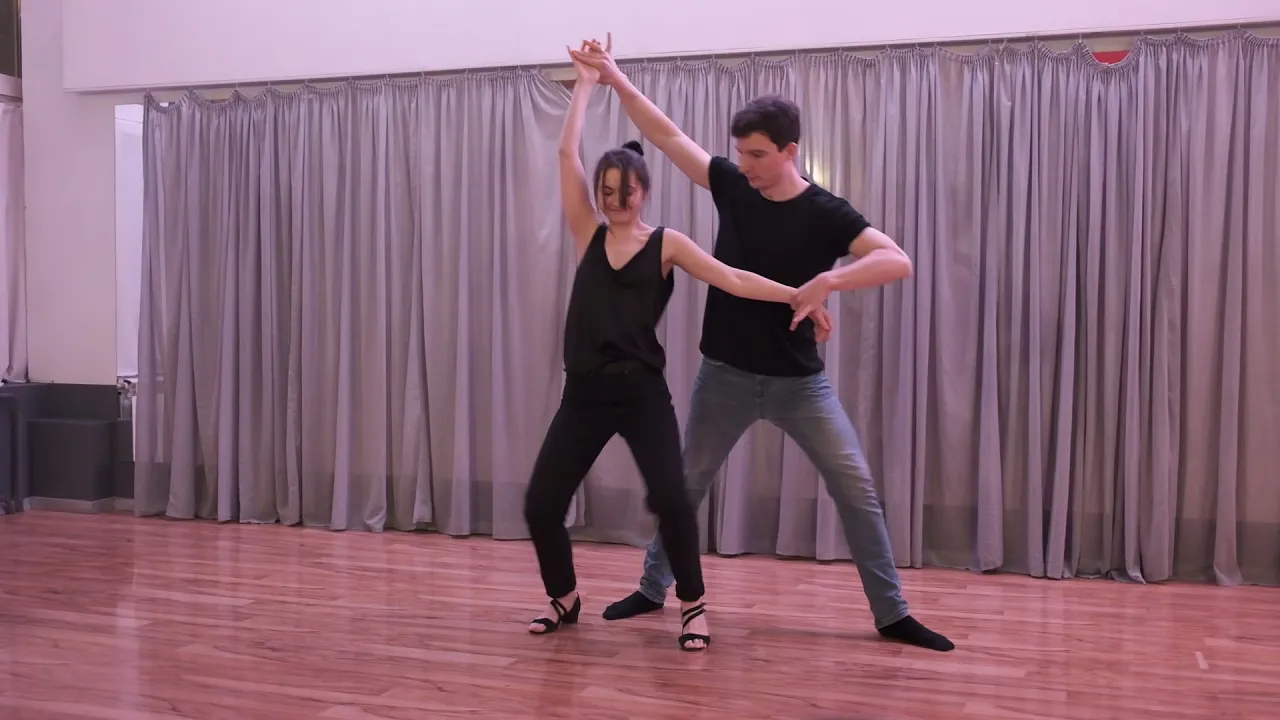 Semion Ovsiannikov & Maria Elizarova Improv Demo West Coast Swing Moscow Open 2021