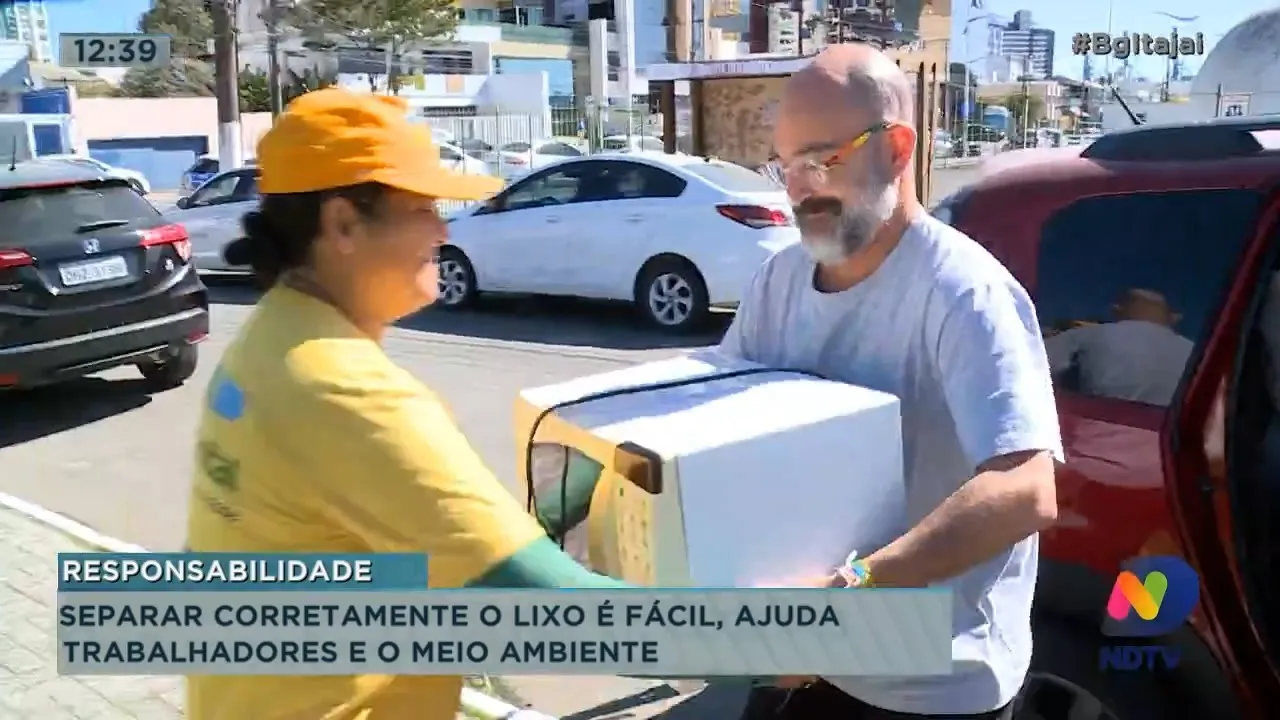 Separar corretamente o lixo é fácil e ajuda trabalhadores de Itajaí e Balneário Camboriú