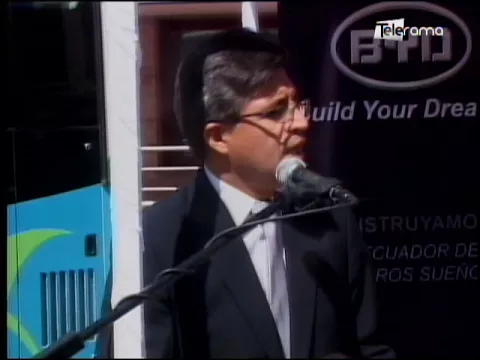 Bus 100% eléctrico circulará por un mes en Cuenca