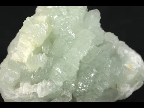 プレナイト(葡萄石) 原石 23.4g｜天然石 標本 通販キラリ石