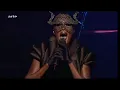 Grace Jones - Pull up to the bumper (Live @ Basel).mpg
