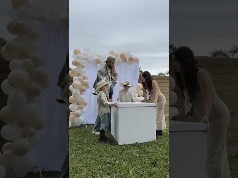 One of the parents wasn’t happy 😃😃 #pregnancy #genderreveal