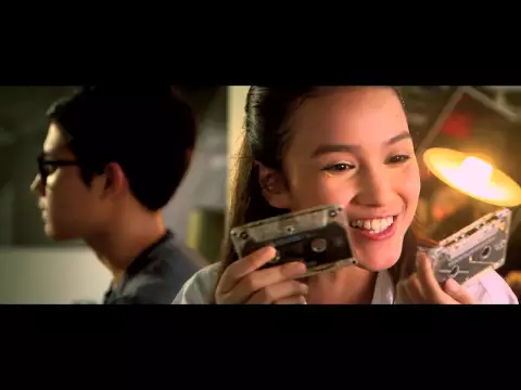 OFFICIAL TRAILER - 7 Hari Menembus Waktu (2015)