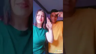 وصاحبت صاحب يقولي عركه اقوله مراحب 