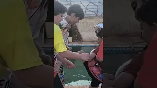 يوسف خسر بالمسابقة وكبيناه بالمسبح فلوق عائلي مسابقة تحدي مسبح ترند اليوم يوتيوب شورت 