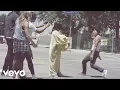 Download Lagu Waze \u0026 Odyssey vs R. Kelly - Bump \u0026 Grind 2014 (Official Video)