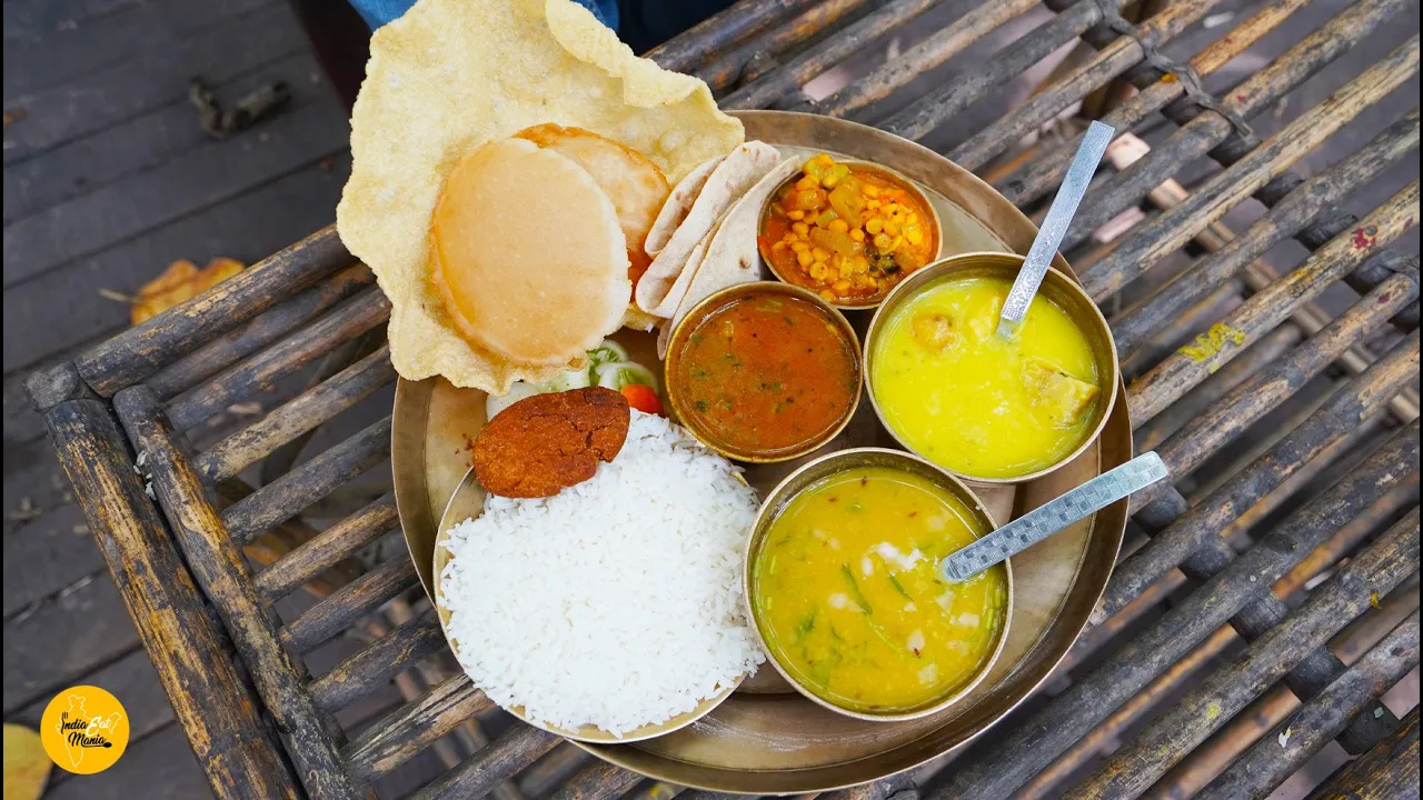 Raipur Authentic Gadh Kalewa Chhattisgarhi Thali Rs. 100/- Only l Raipur Street Food