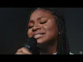 Larissa Santos e Thalita Roberta - Lembra Que Eu Sou Teu Deus (Clipe Oficial MK Music)