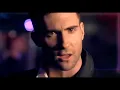 Maroon 5 - Makes Me Wonder (Official Music Video)